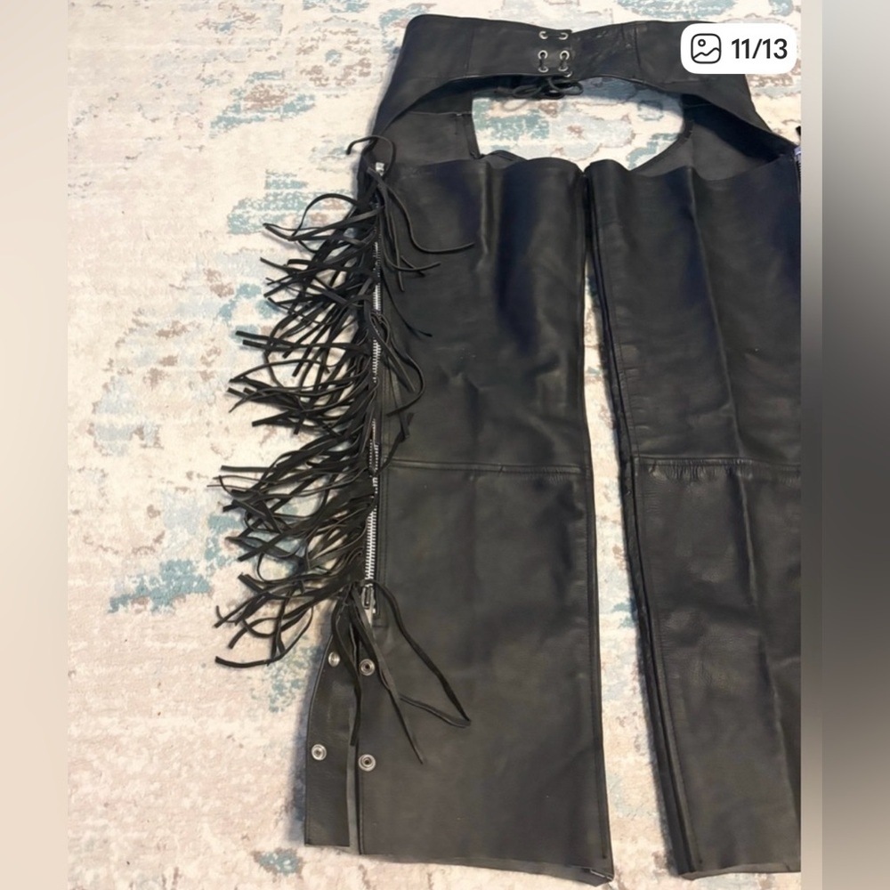 BARNEY’S LEATHER CHIC Black LEATHER Fringe Pants - Picture 11 of 13